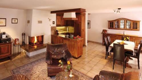 Ferienwohnung Haus Zer Weidu Zermatt Exterior foto