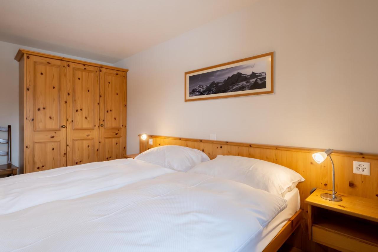 Ferienwohnung Haus Zer Weidu Zermatt Exterior foto